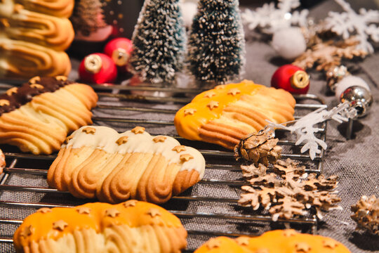 Fresh and homemade Christmas cookies. Handmade for the Christmas season. With fresh dough a perfect gift and family fun.