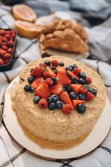 cake with fruits