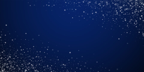 Obraz premium Beautiful snowfall Christmas background. Subtle fl