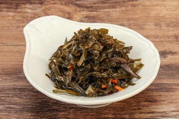 Seaweed cabbage with carrot and sesame