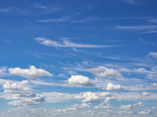 clouds in the blue sky