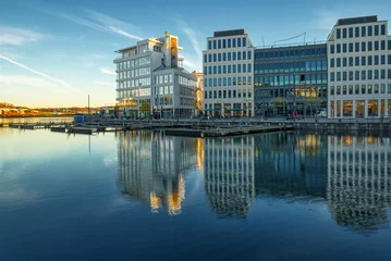 Moderne Architektur und Blick auf den Phoenixsee in Dortmund © hespasoft