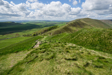 Fototapeta premium Mam Tor, Lose Hill, Castleton, Peak District National Park, England, UK