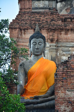 Sculpture of Buddha statues in the Ayutthaya period