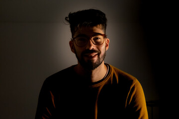 Obraz premium playing with the light, creating wonderful portrait photo