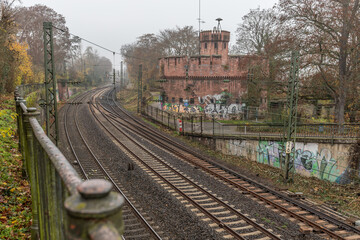 Nahnstrecke am Mainzer Stadtpark im Herbst