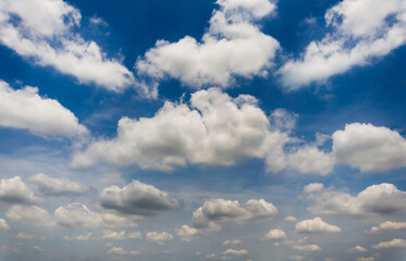 beautiful blue sky and white fluffy cloud horizon outdoor for background.