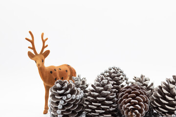 deer cone pearl holiday winter