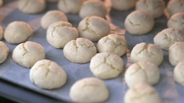 DOLCI NEL FORNO