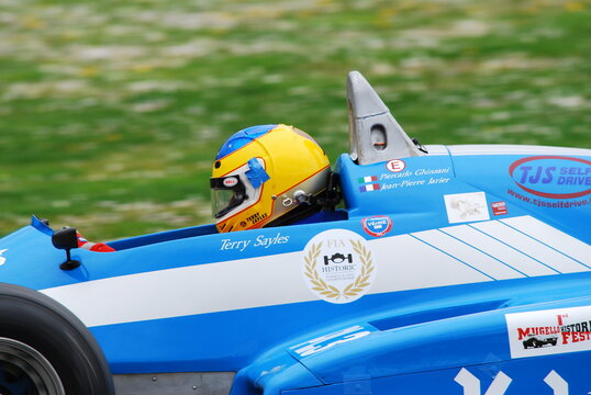 Mugello Circuit 1 April 2007: Unknown Run On Classic F1 Car 1983 Osella FA1D (ex PierCarlo Ghinzani - Jean Pierre Jarier) On Mugello Circuit In Italy During Mugello Historic Festival.