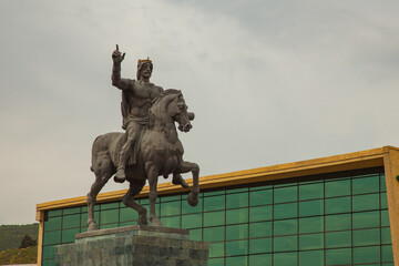 Monument to David the Builder on David Agmashenebeli Alley (Tbilisi, Georgia) © igor_zubkov