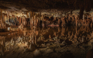 Fototapeta na wymiar cave in the cave