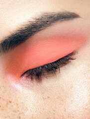 Pinky Macro eye make-up. 