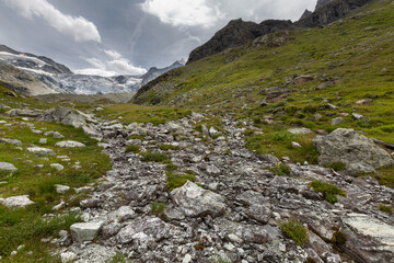 Randonnée et visite du glacier de Moiry en Suisse