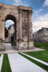 Ancient roman triumphal arch Mars Gate in Reims, France - 394436536