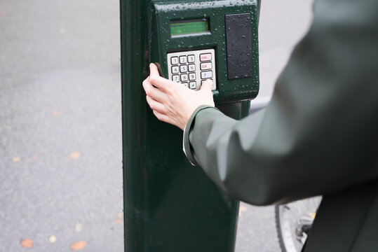 Woman paying, Sweden
