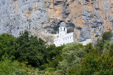 Fototapeta na wymiar Ostrog monastery. View of the upper monastery Ostrog