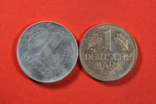 DDR-Mark- und D-Mark-M&uuml;nze