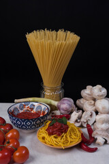 spaghetti pasta with tomatoes sauce - 394468962