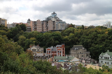 Fototapeta na wymiar View to new and old buildings near Andriivsʹky descent in Kiev, Ukraine