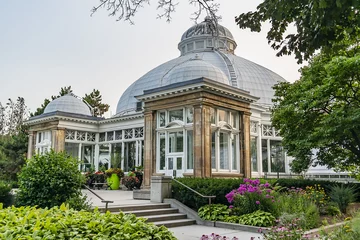 Fotobehang Allan Gardens (founded in 1858) - one of oldest public parks in Toronto with conservatory (greenhouse) and playground. Toronto, Ontario, Canada. © dbrnjhrj