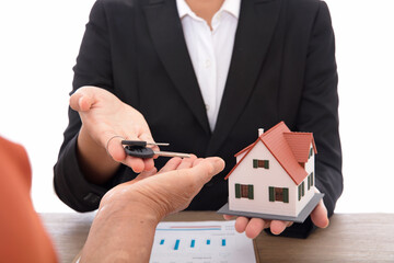 Home sales hands over the keys to the owners