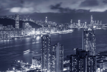 Fototapeta premium Skyline of Victoria harbor of Hong Kong City at night