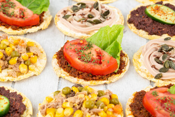 Quinoa crackers