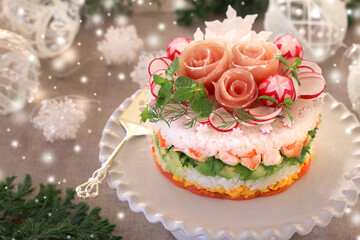 Christmas layered salad with salmon, avocado, shrimp, and vinegared rice on holiday decoration table.　ケーキ寿司　クリスマス