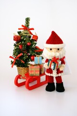 サンタクロースとトナカイのあみぐるみ人形