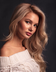 Naklejka premium studio portrait of a young woman