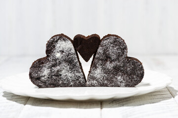 sweet heart shaped brownie cakes