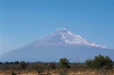 Fototapeta na wymiar Volcan, Popocatepelt, Méxique