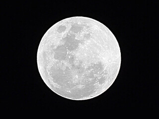 moon, the moon, the full moon	