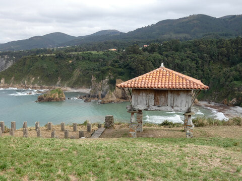 H&Oacute;RREO  ASTURIANO, ERMITA DE LA REGALINA