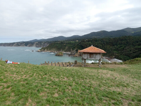 H&Oacute;RREO  ASTURIANO, ERMITA DE LA REGALINA