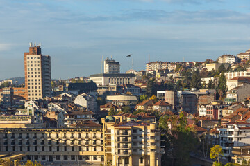 Fototapeta premium VELIKO TARNOVO, BULGARIA -NOVEMBER 2, 2020: Amazing Sunrise view of city of Veliko Tarnovo, Bulgaria
