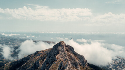Punta iceberg de roca