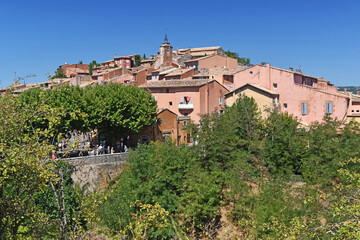 Fototapeta na wymiar Village de Roussillon en Provence