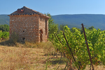 Cabanon dans les vignes, Villars