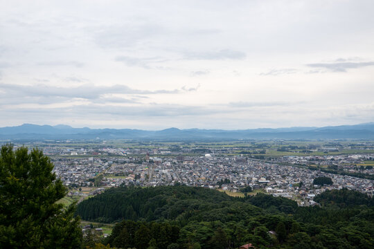 春日山城の天守からの景色