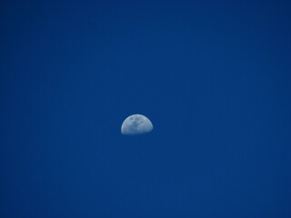 Obraz premium Moon photo at 12 times zoom