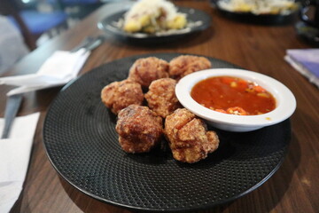 meatballs with tomato sauce