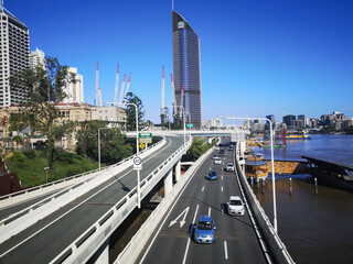 Riverside Expressway is part of the Pacific Motorway that runs through Brisbane. It is made up of various bridges and overpasses. 