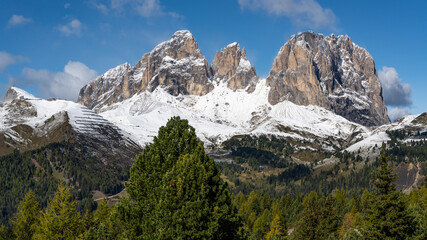 Fototapeta na wymiar Panorama Pass Bordoi Belluno Dolomites