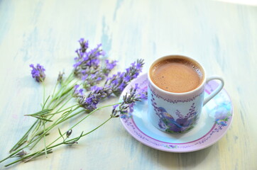 Obraz na płótnie Canvas cup of coffee with lavender