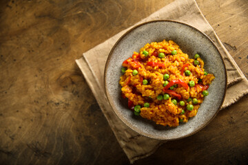 Vegetarian paella with capsicum and green pea