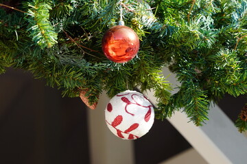 christmas tree decorations