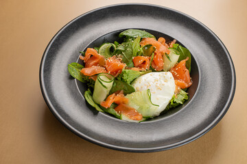 salad with chicken and cheese