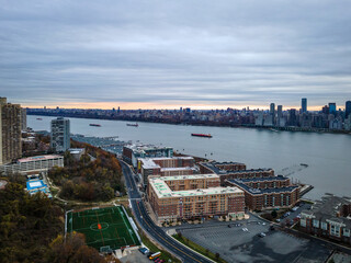 Obraz premium Aerial of West New York New Jersey